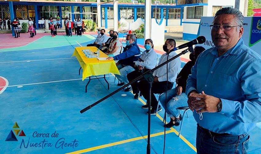 Apoyo histórico a escuelas