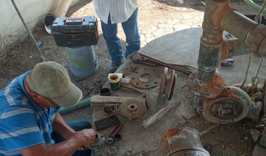 “Repara COMAPA bomba que abastece de agua a Chamal Nuevo”.